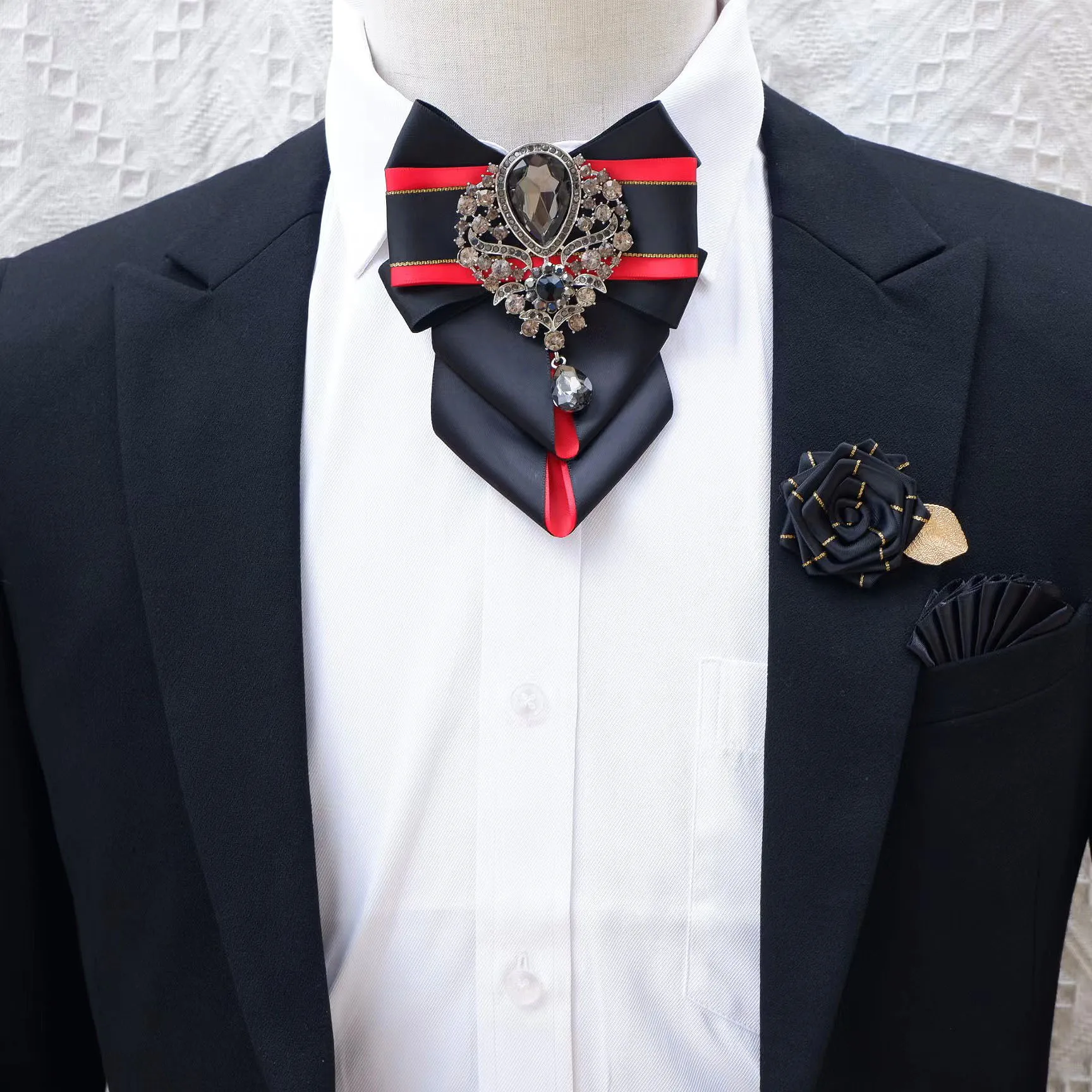 Lüks elmas taklidi papyon broş - Men'S Accessories High End incelemesi ve fiyatı